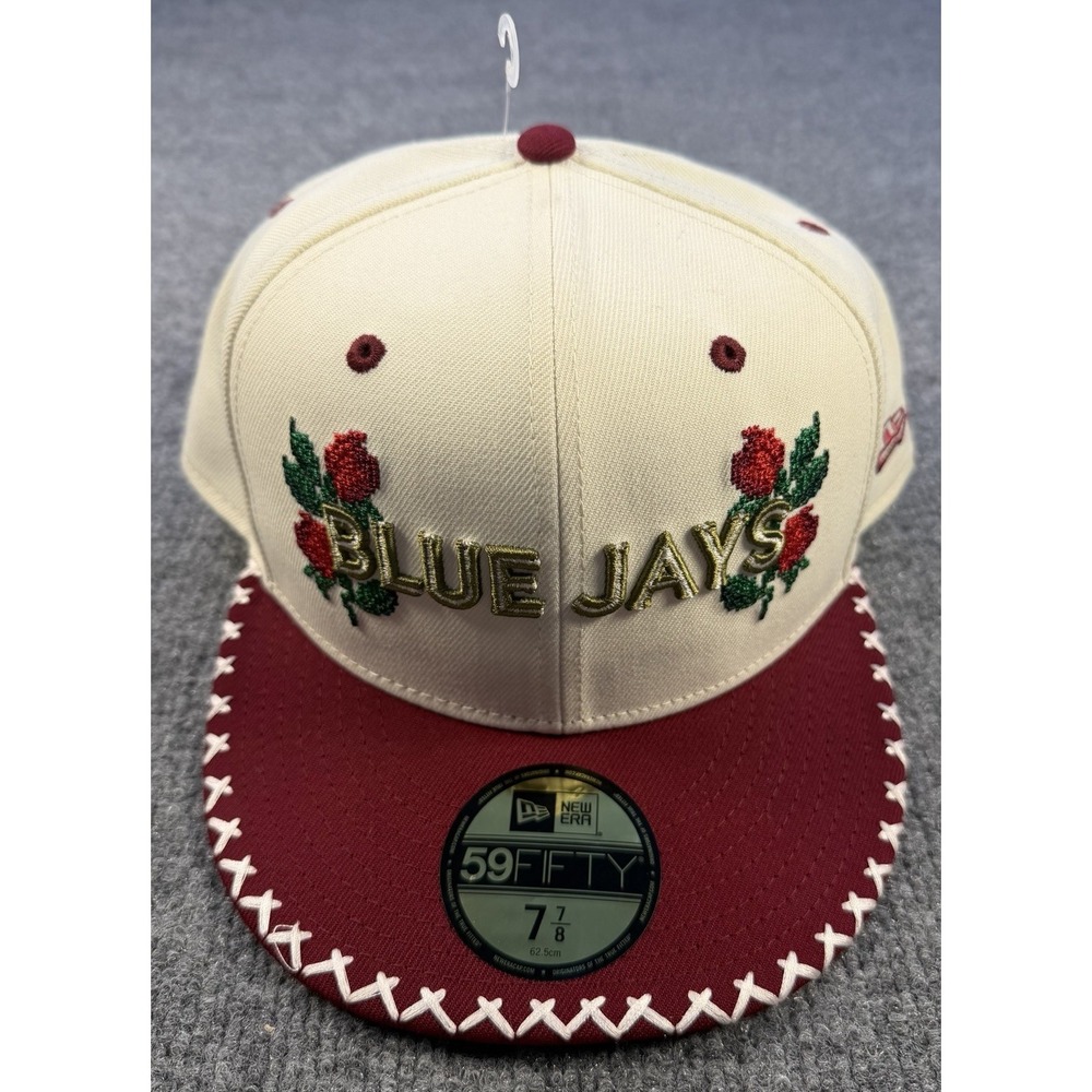 TORONTO BLUE JAYS SIZE 7-7/8 MENS FLAT BILL HAT~BASEBALL CAP~EMBROIDERED~NWT